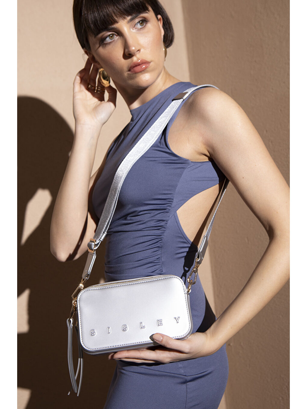 Gri Kadin Çapraz Çanta Gümüş SLY002