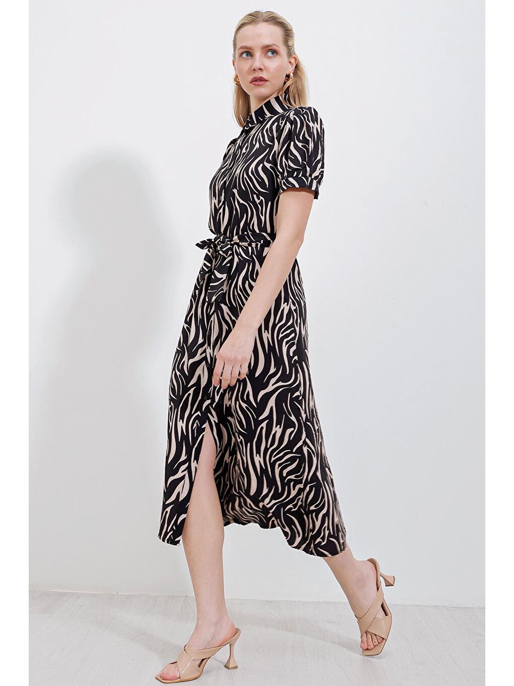 2213 Kısa Kol Viskon Elbise - Bej-1