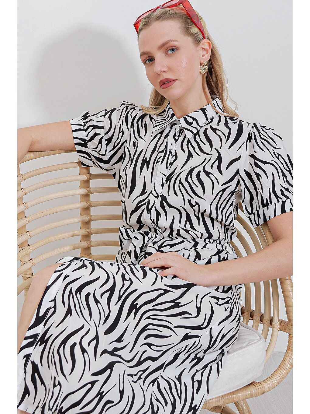 2213 Kısa Kol Viskon Elbise - Siyah-1