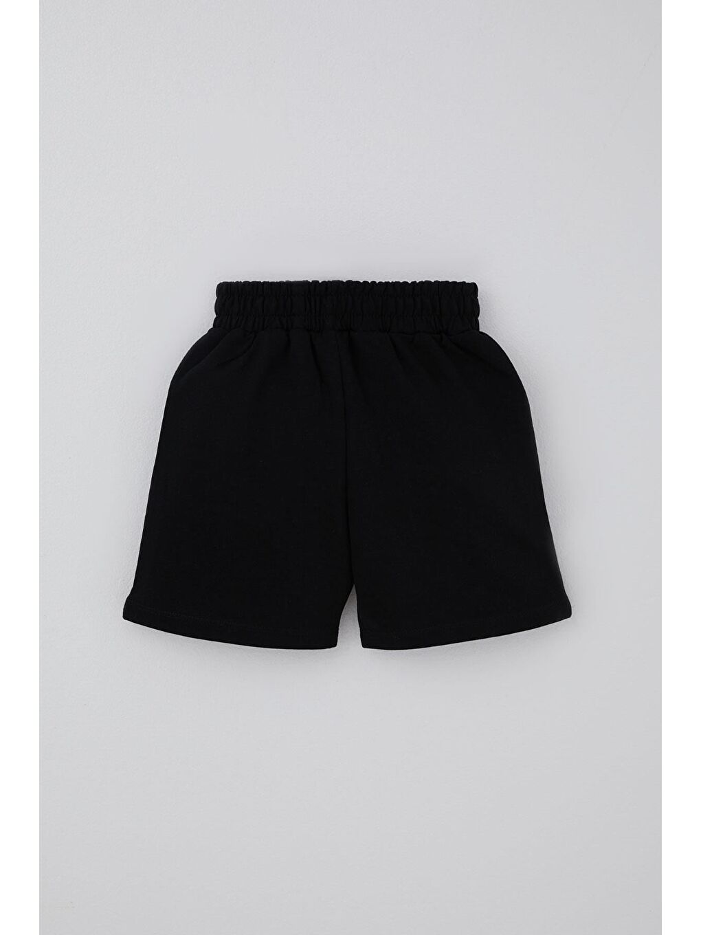 Erkek Çocuk Şort Bağcık Aksesuarlı Cepli Siyah (3-7 Yaş)-2