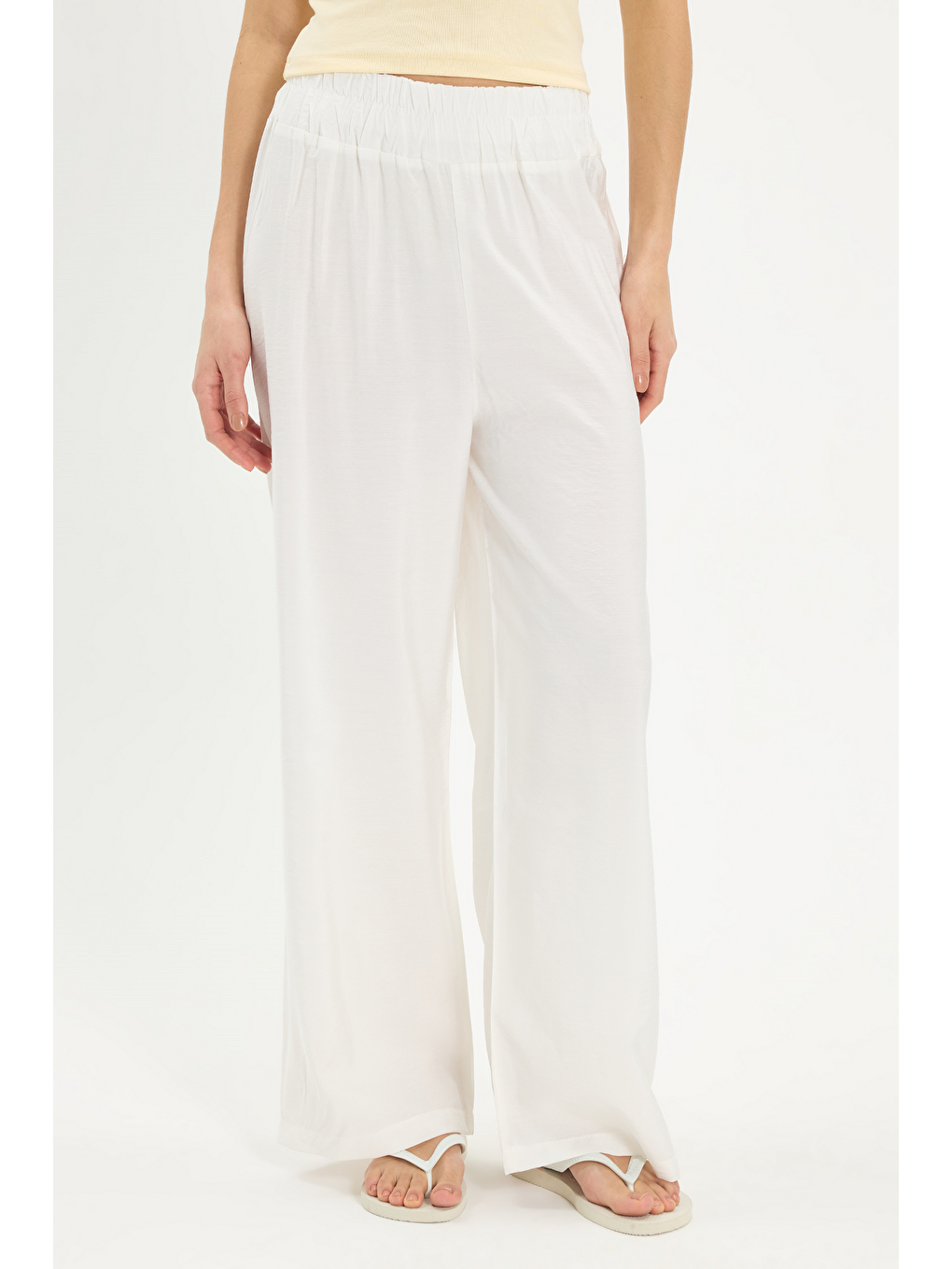 Kadın Relax Fit Rahat Kesim Beli Lastikli Ekru Pantolon-1