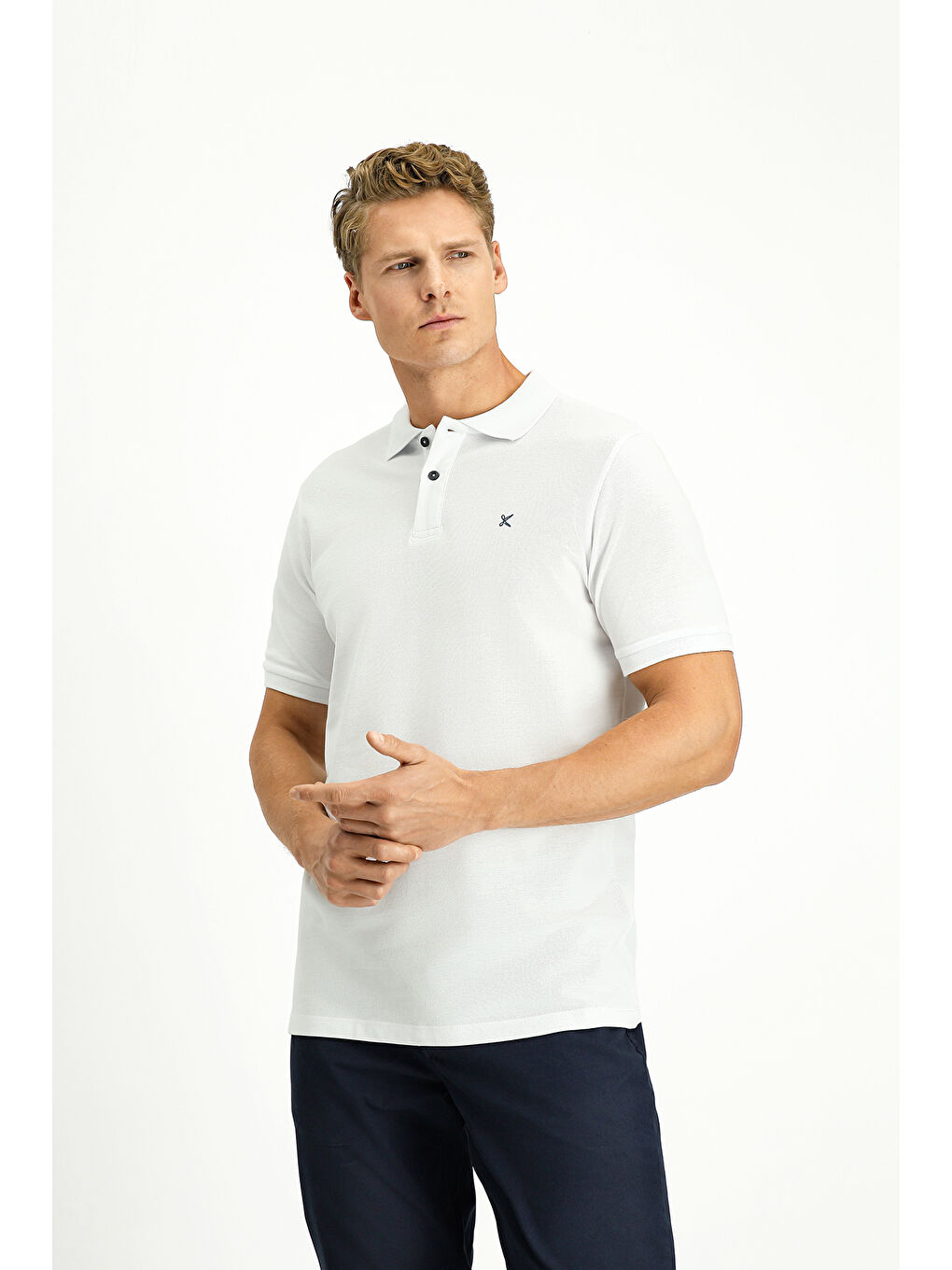 Beyaz Polo Yaka Slim Fit Dar Kesim Nakışlı Pamuk %100 Pamuk Tişört