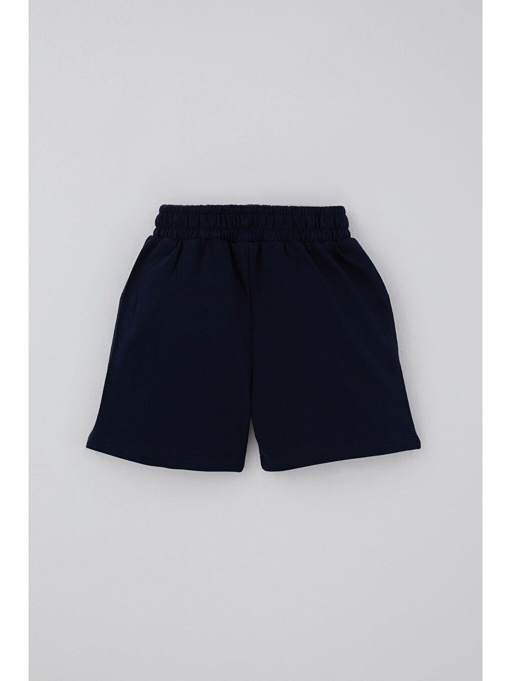 Erkek Çocuk Şort Bağcık Aksesuarlı Cepli Lacivert (3-7 Yaş)-1