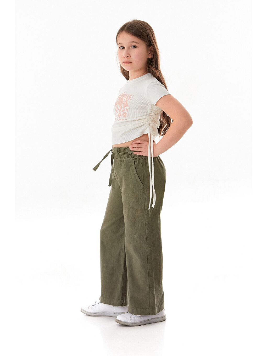 Ekru Yazı Baskılı Yanları Büzgülü Kız Çocuk Tişört-4