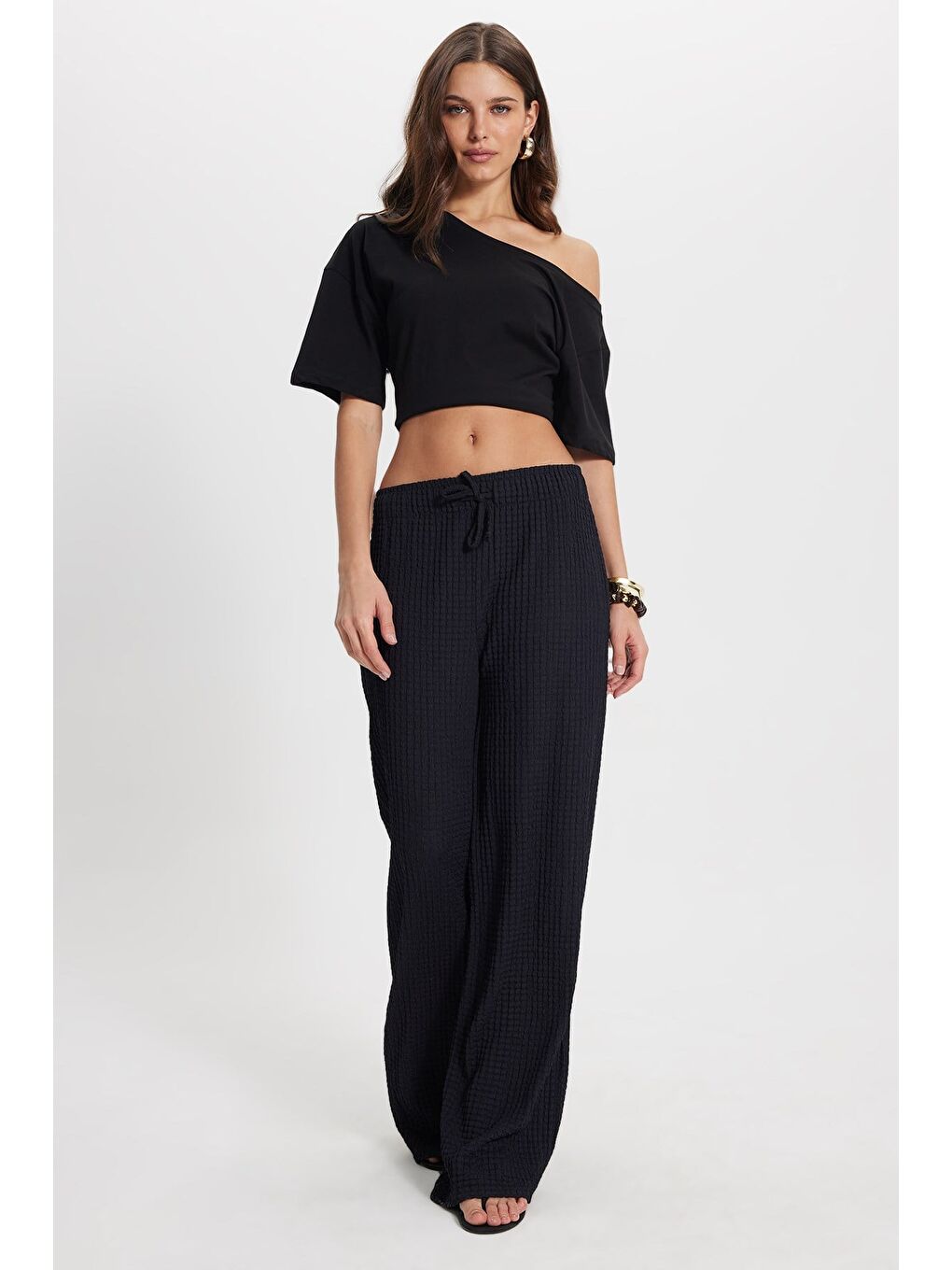 Kadın Slim Fit Dar Kesim Beli Lastikli Büzgülü İspanyol Paça Siyah Pantolon-6