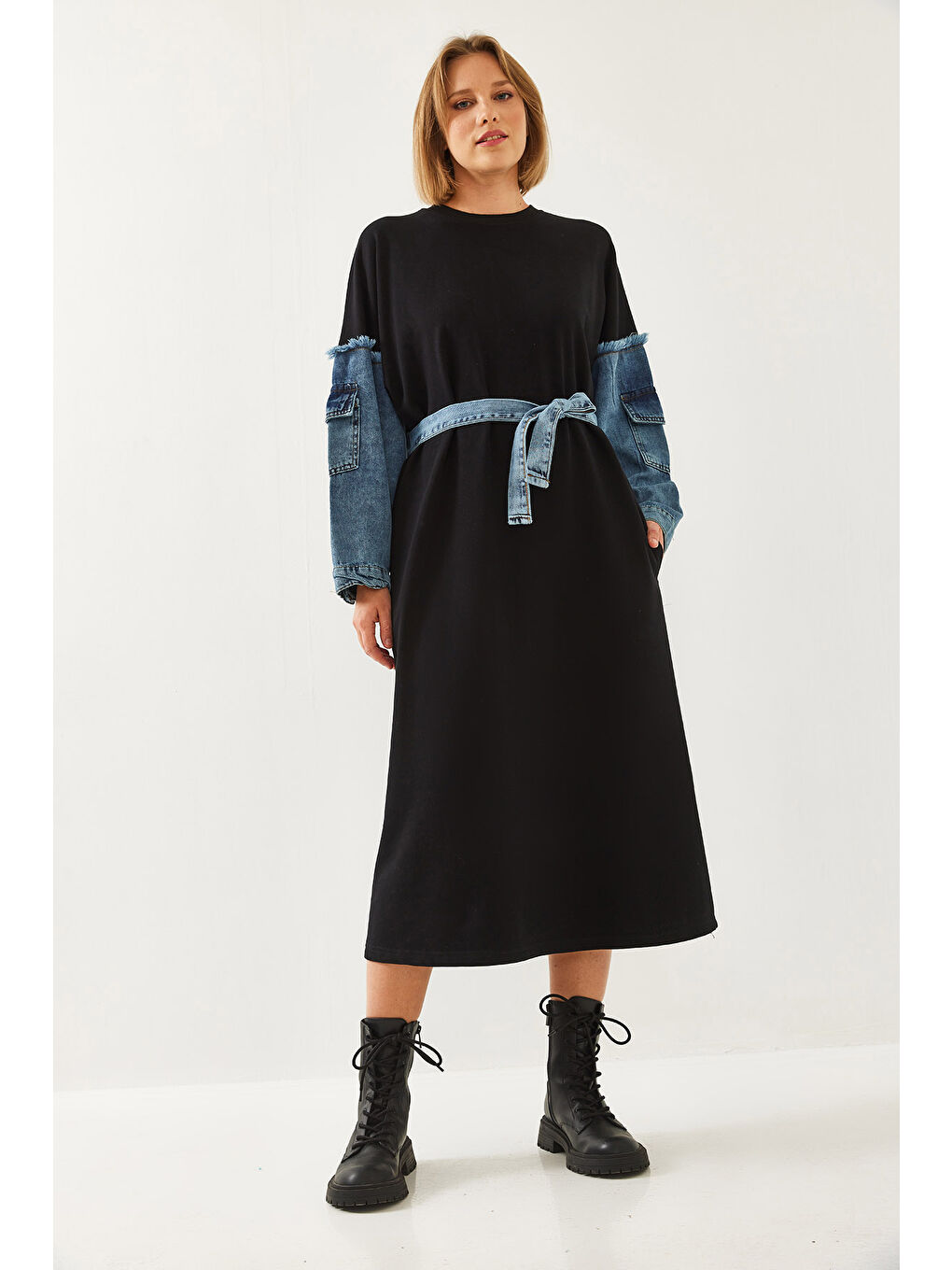 Siyah Kadın Kolları Denim Detaylı Elbise-1