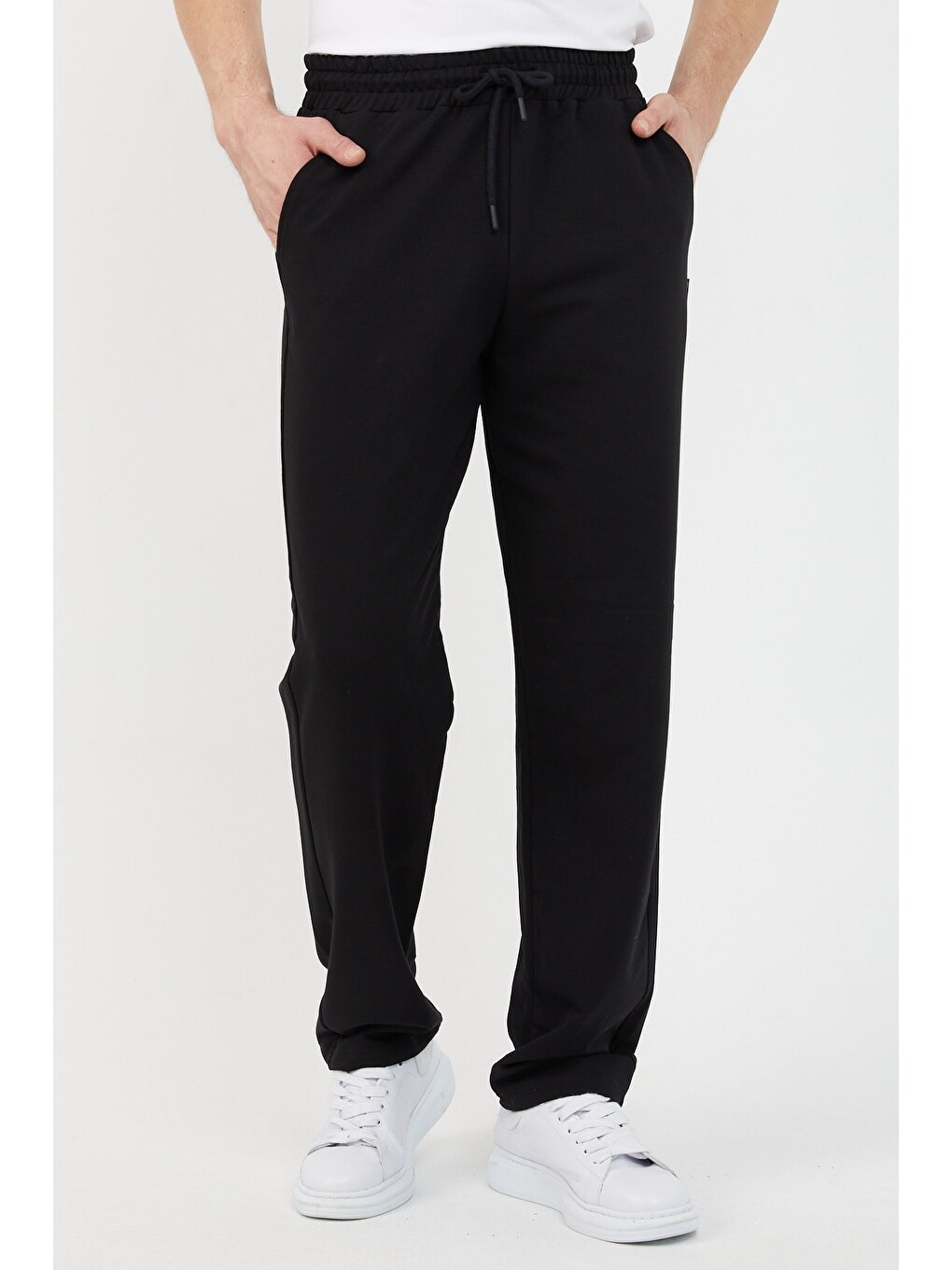 Siyah Relaxed Fit Bisiklet Yaka Sweatshirt Düz Paça Erkek Eşofman Takımı-1