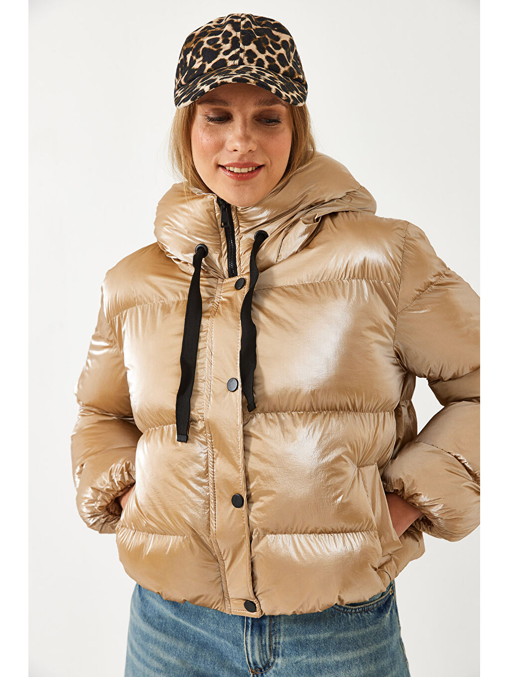 Kahverengi Kadın Kapüşonlu Chine Şişme Mont-4