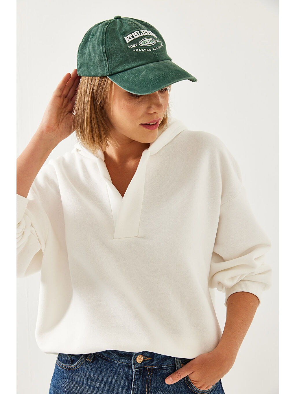 Beyaz Kadın Kapüşonlu V Yaka Sweatshirt-2