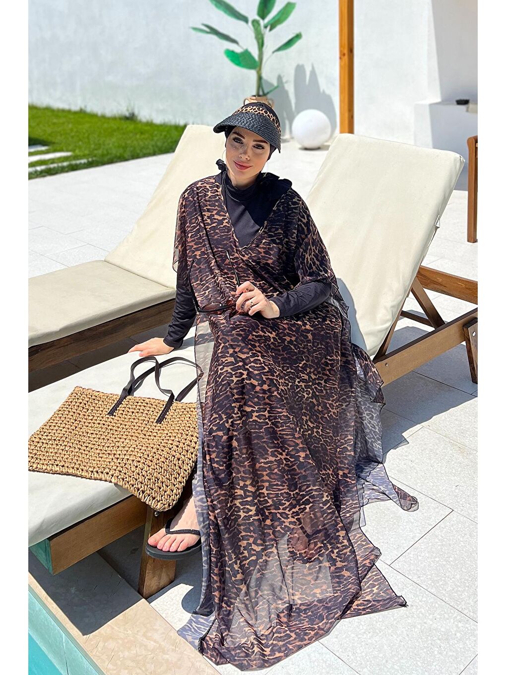 Remsa Mayo Siyah Tesettür Mayo Üzerine Desenli Tek Kaftan Pareo 430-313 Leopar - 2