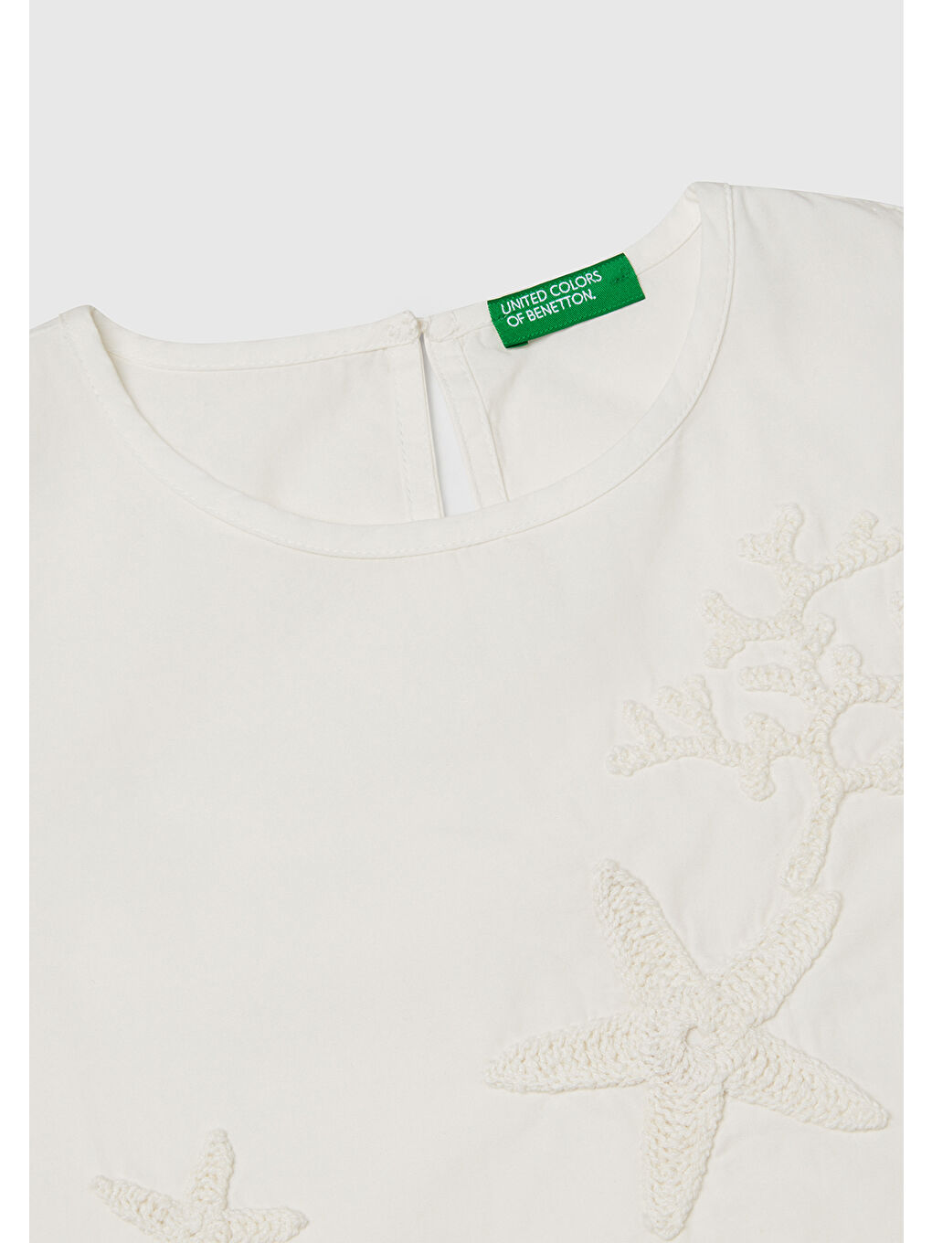 Kız Çocuk Beyaz Önü İşlemeli Arkası Düğmeli Muslin Kolsuz Üst-2