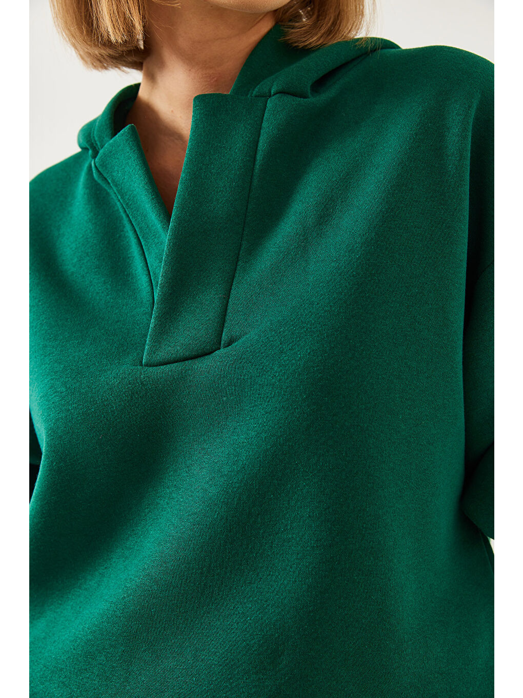 Yeşil Kadın Kapüşonlu V Yaka Sweatshirt-5