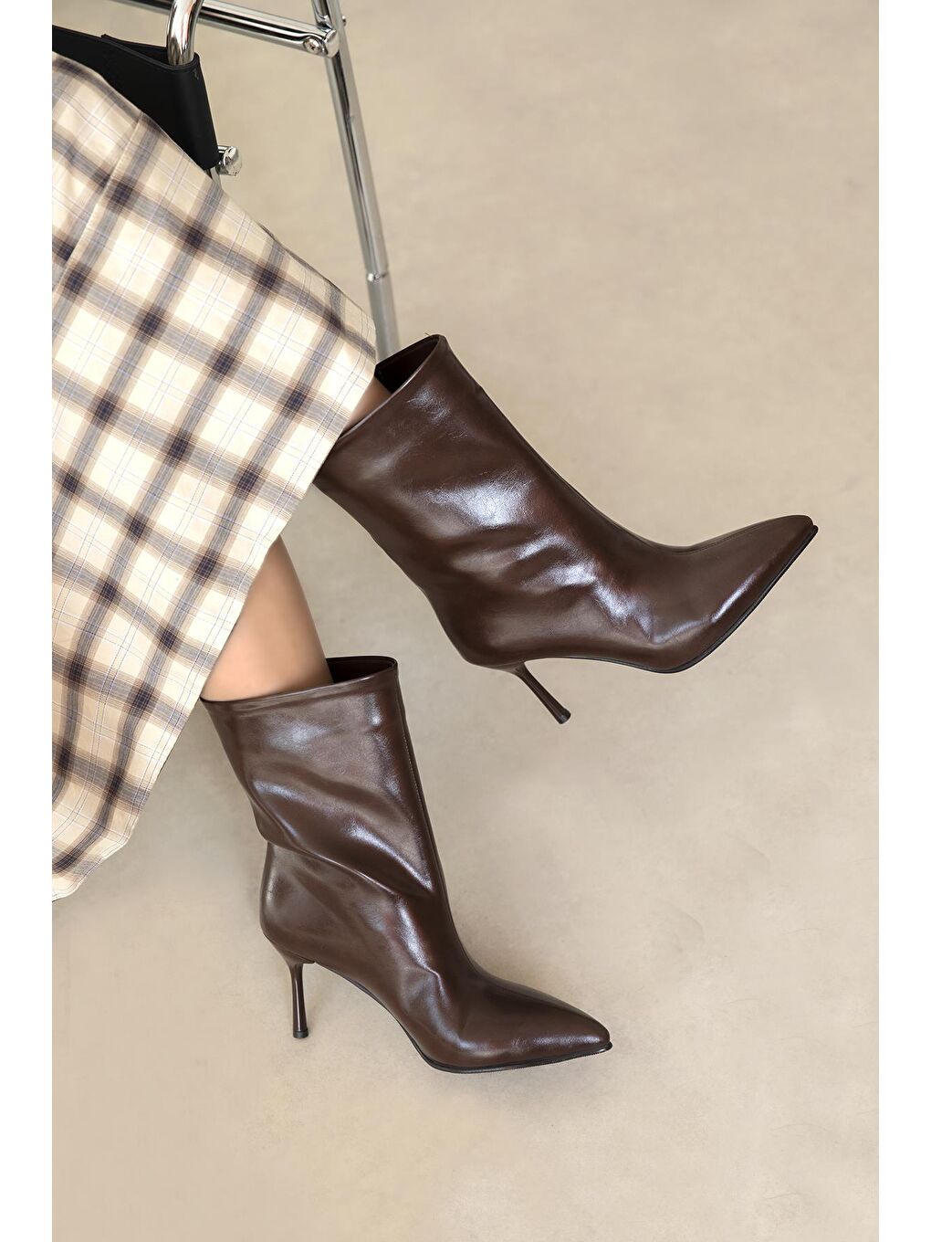 Kahverengi Sarrah Kadın Kırışık Deri Bot Kahve-1