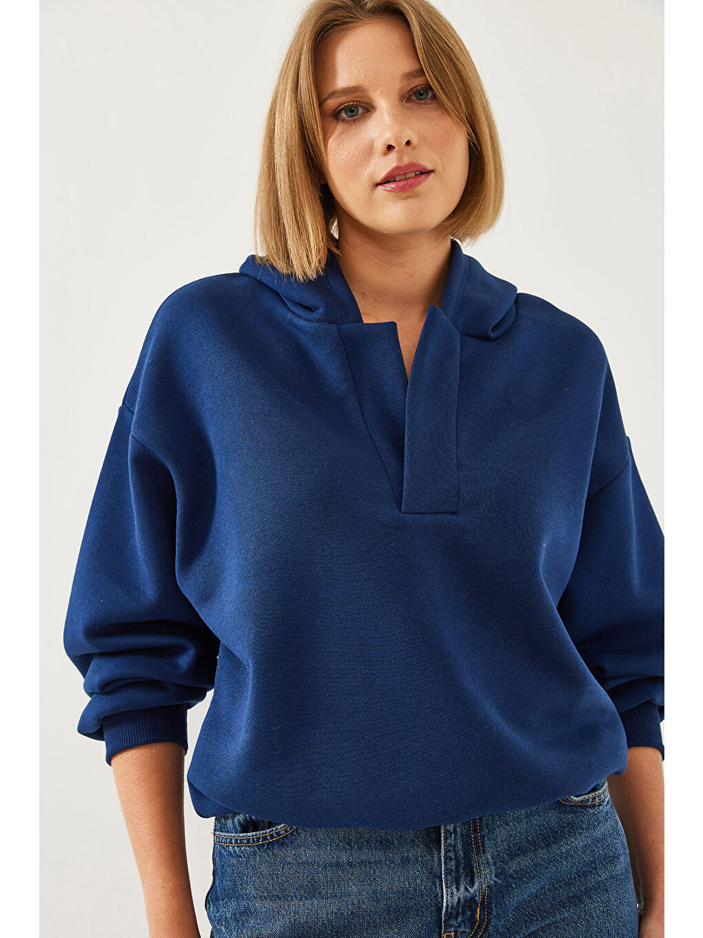 Lacivert Kadın Kapüşonlu V Yaka Sweatshirt-3