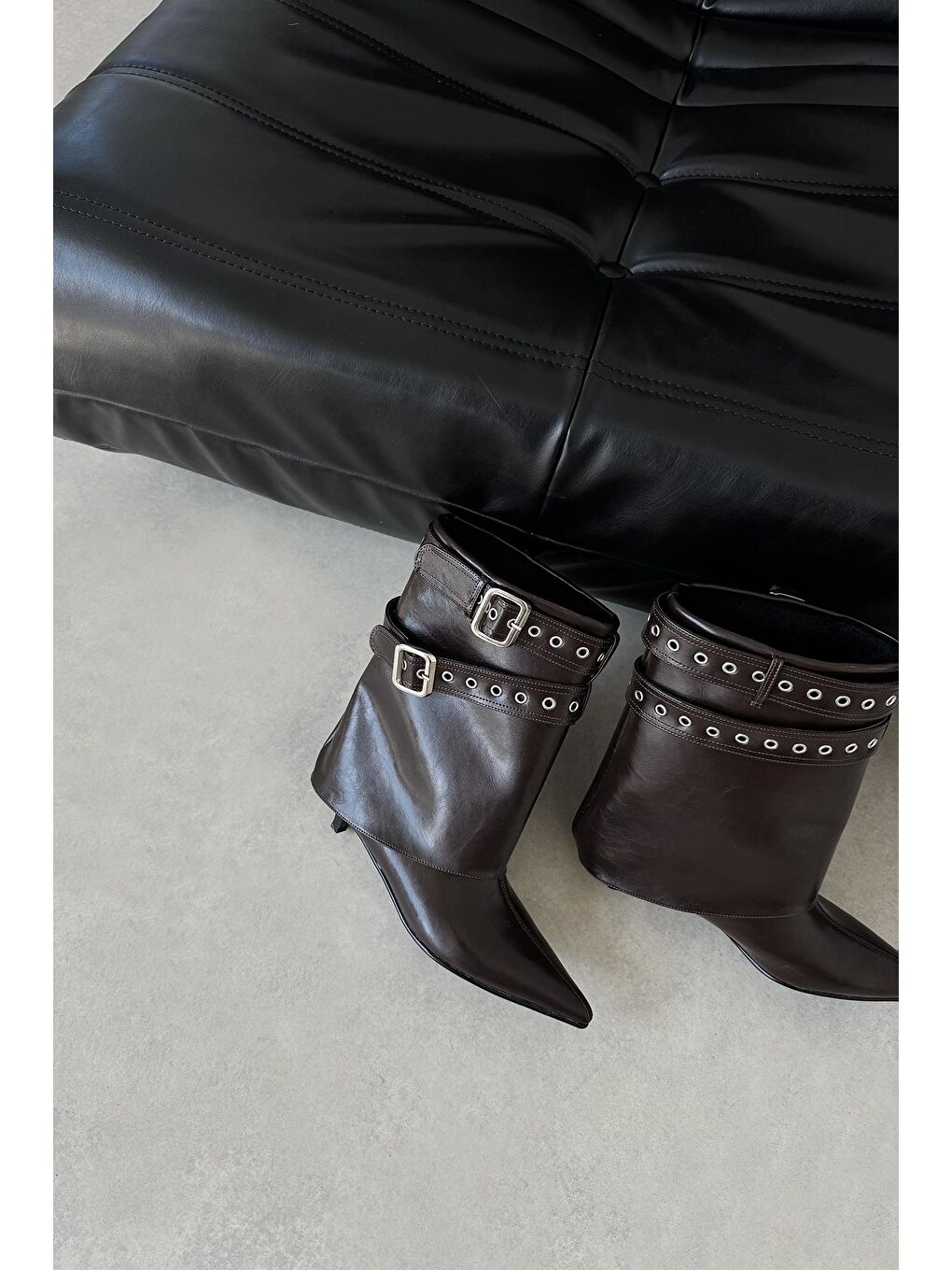 Kahverengi Katy Kadın Aksesuar Detay Kırışık Deri Bot Kahve-1