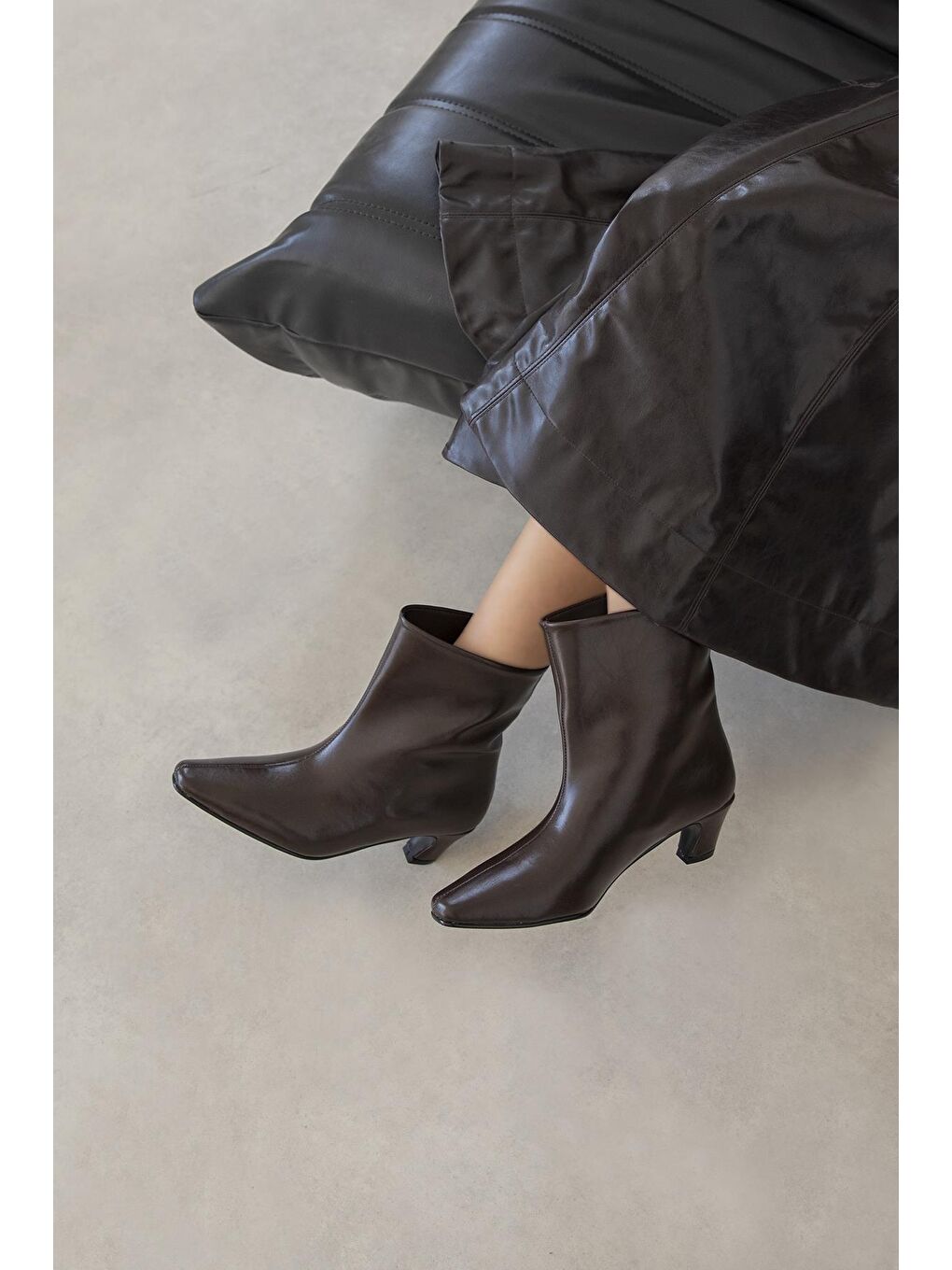 Kahverengi Viva Kadın Kırışık Deri Bot Kahve-1