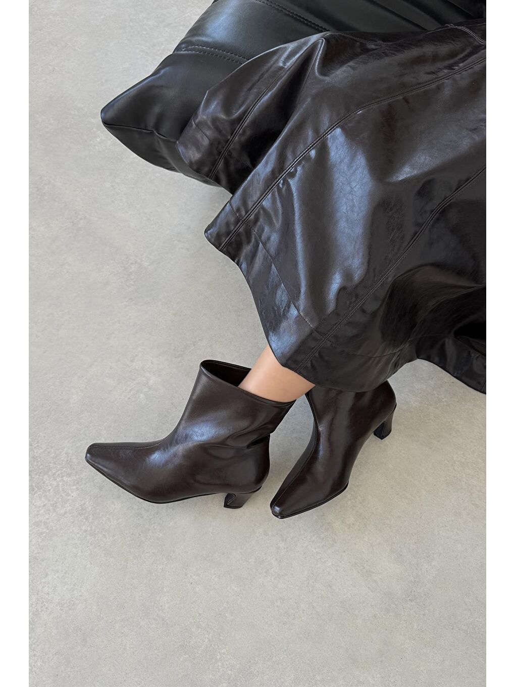 Kahverengi Viva Kadın Kırışık Deri Bot Kahve-4