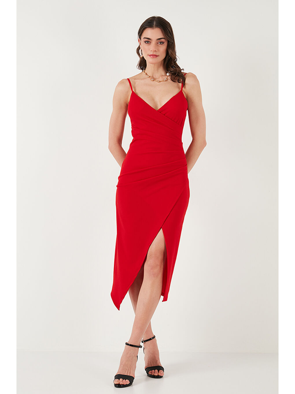 Lela Kirmizi Slim Fit V Yaka Drape Detaylı Yırtmaçlı Midi Boy Kadın Elbise 6789961 - 3