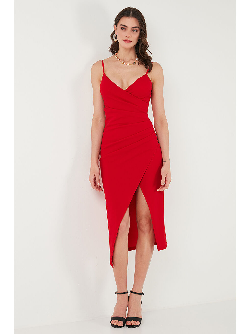 Lela Kirmizi Slim Fit V Yaka Drape Detaylı Yırtmaçlı Midi Boy Kadın Elbise 6789961 - 4