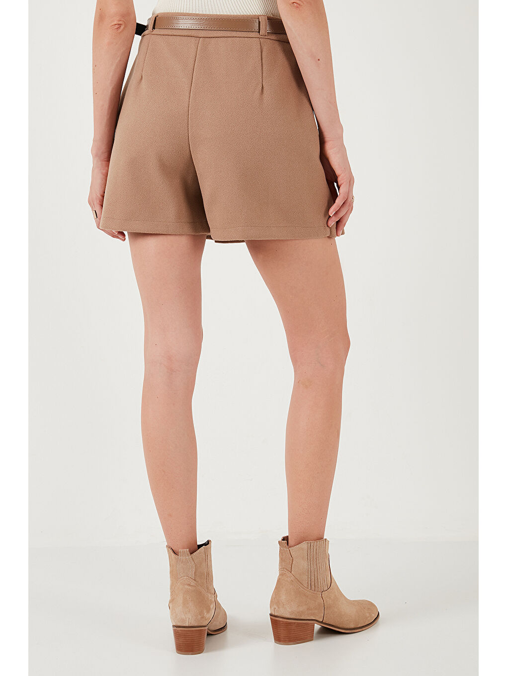Bej Streç Standart Fit Pileli Kışlık Mini Şort Etek 611Sr00016-6