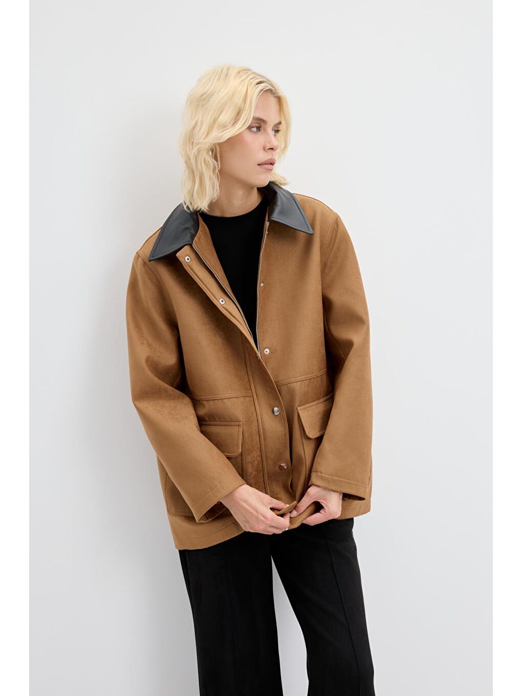 Kahverengi Fermuarlı Cepli Deri Yakalı Süet Ceket Camel-2