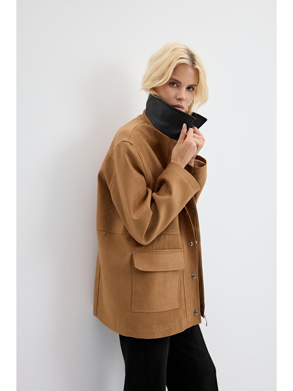 Kahverengi Fermuarlı Cepli Deri Yakalı Süet Ceket Camel-4