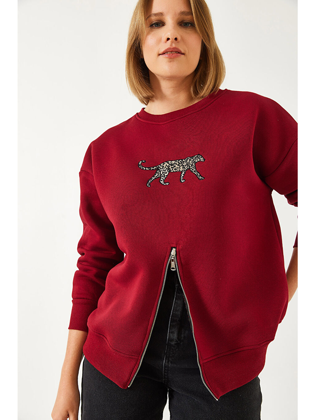 Bordo Kadın Üç İplik Şardonlu Önü Fermuarlı Leopar Baskılı Sweatshirt-2