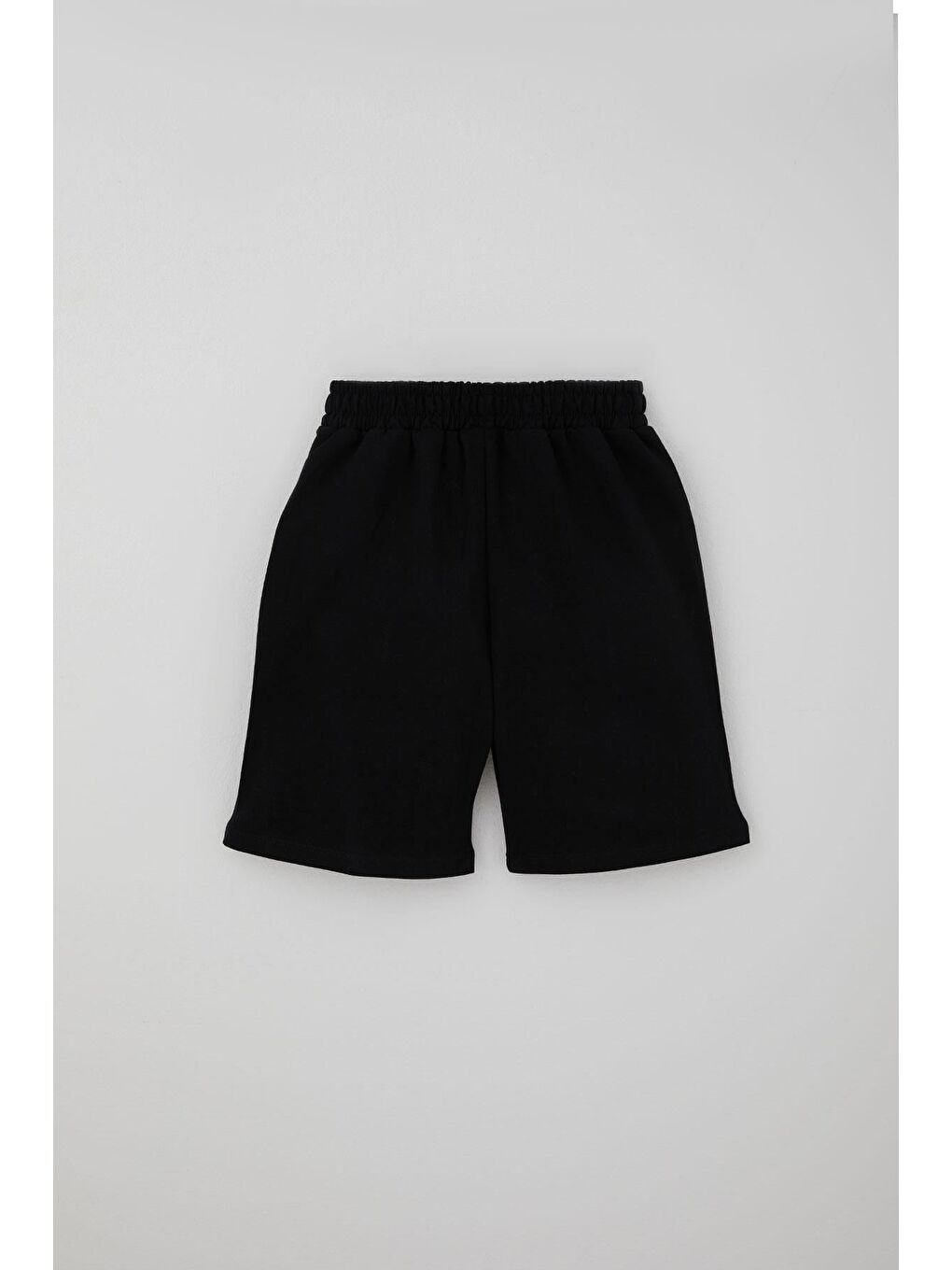 Erkek Çocuk Şort Bağcık Aksesuarlı Cepli Siyah (8-12 Yaş)-1