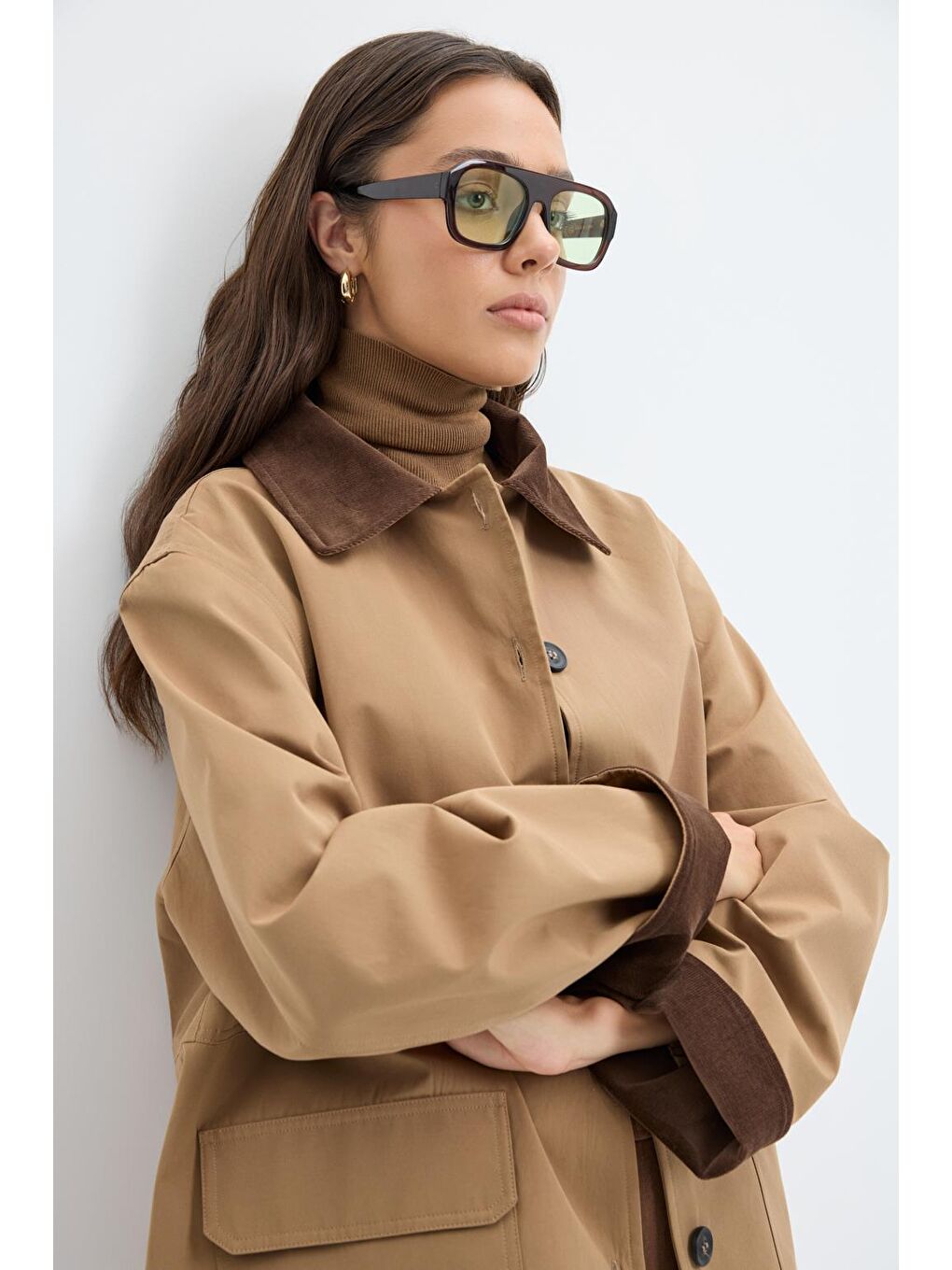 Kahverengi Kontrast Yakalı Cepli Gabardin Ceket Camel-2