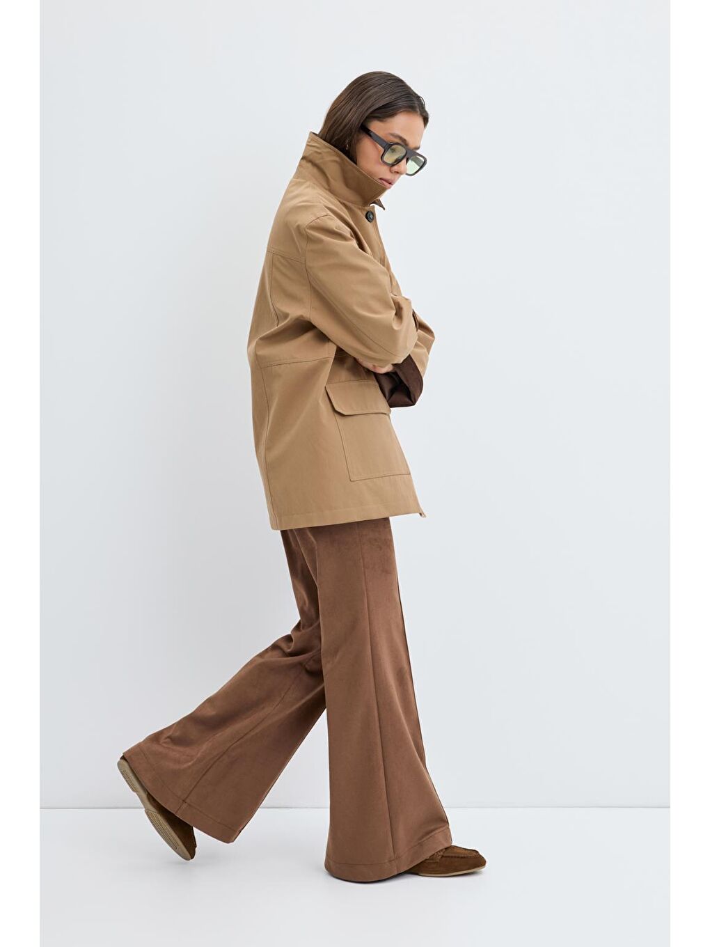 Kahverengi Kontrast Yakalı Cepli Gabardin Ceket Camel-3