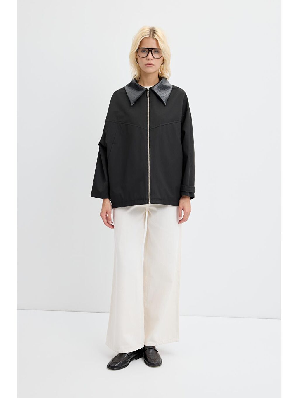 Fermuarlı Deri Yakalı Ceket Siyah-3