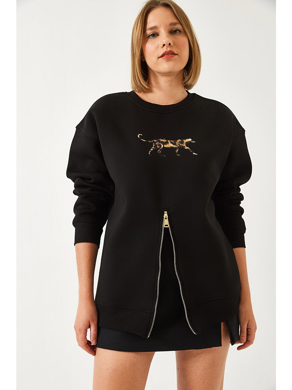 Siyah Kadın Üç İplik Şardonlu Önü Fermuarlı Leopar Baskılı Sweatshirt-3