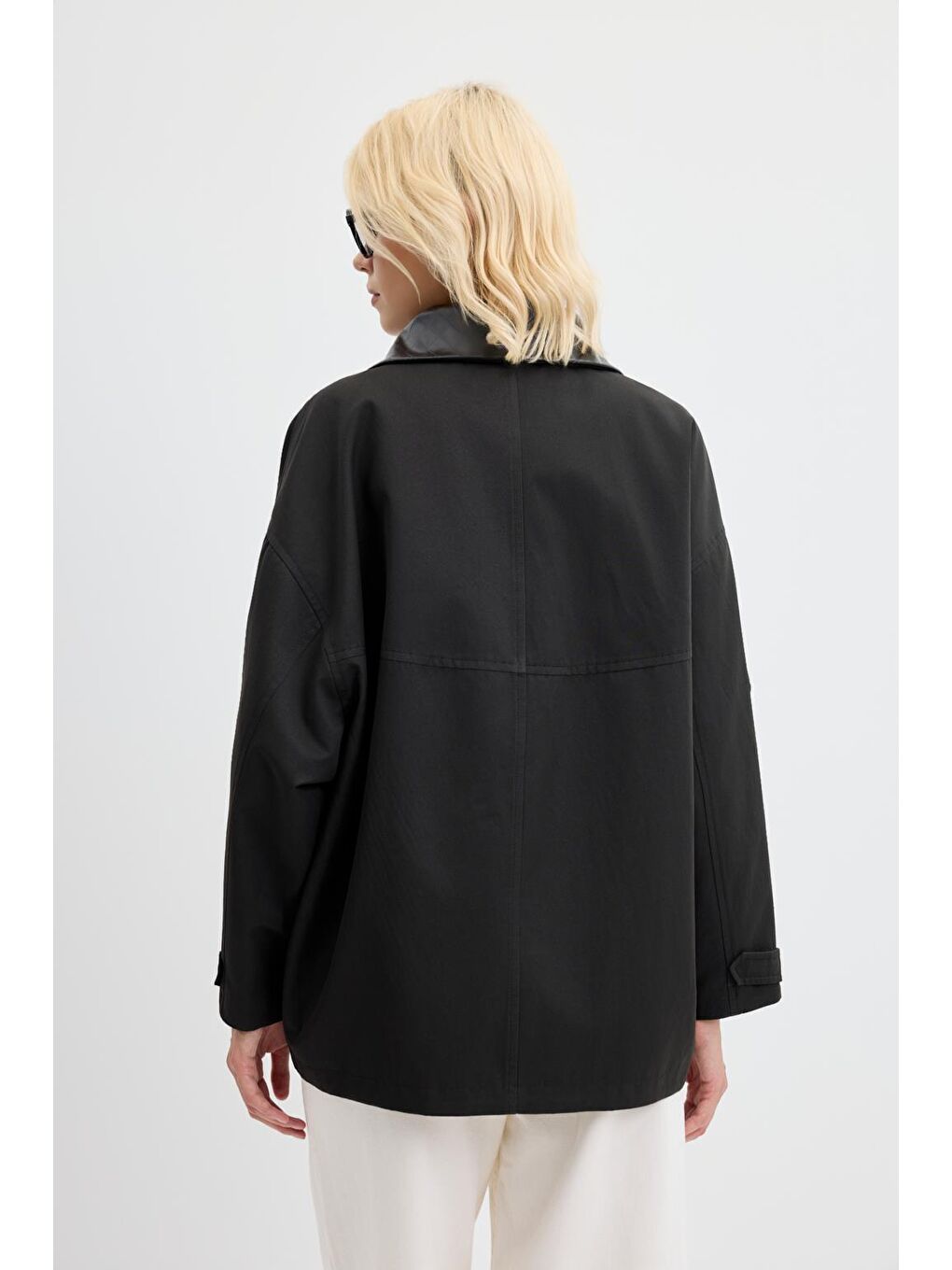 Fermuarlı Deri Yakalı Ceket Siyah-7