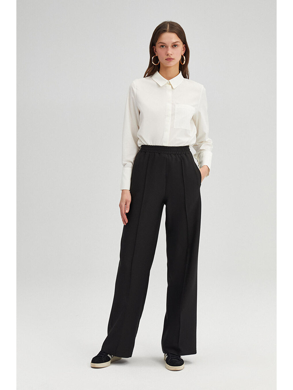 Siyah Nervürlü Krep Pantolon