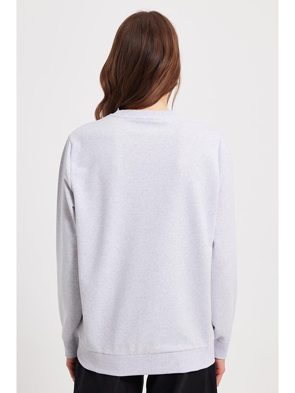 Kadın Oversize Geniş Kesim %100 Pamuk 2 İplik Bisiklet Yaka Gri Sweatshirt-5
