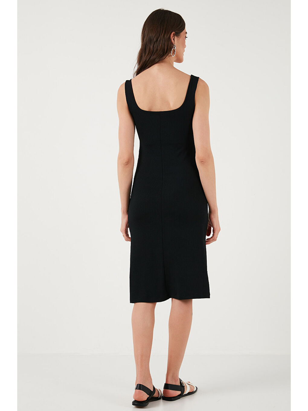 Siyah Streç Slim Fit Kare Yaka Kalın Askılı Midi Boy Kadın Elbise 5866102-5