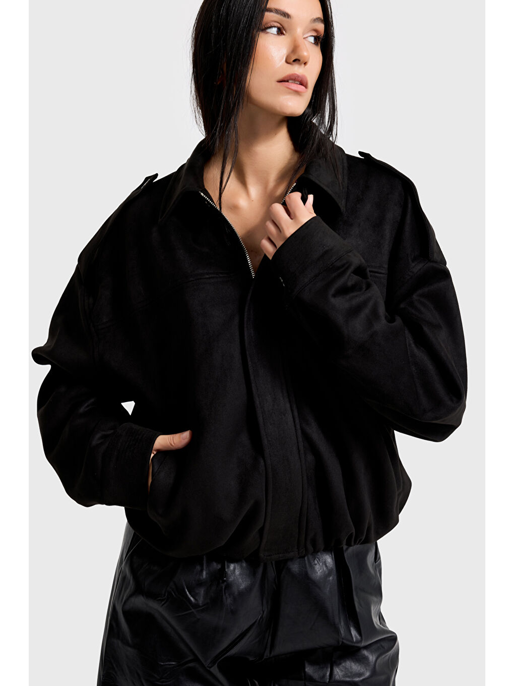 Kadın Siyah w5-1 Bomber Fit Bol Kesim Süet Kumaş Ceket-3