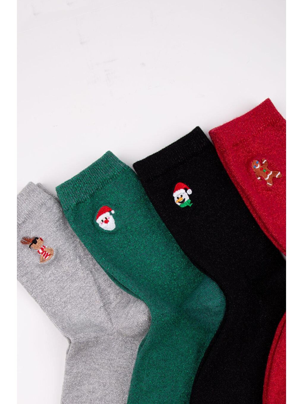 Karışık Yılbaşı Kutulu Simli Nakışlı Kadın Çorap-2