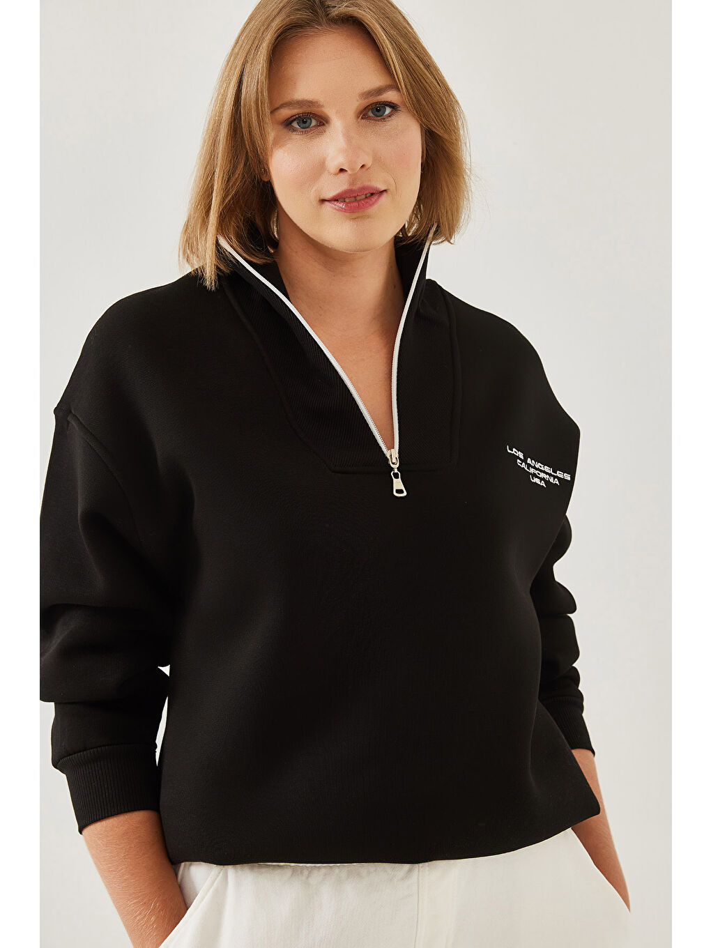 Siyah Kadın Dik Yaka Fermuar Detaylı Şardonlu Oversize Sweatshirt-5
