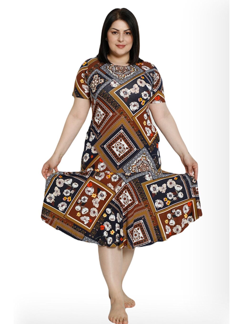 Siyah Kadın Desenli Cepli Kısa Kollu %100 Viskon Büyük Beden Elbise-1