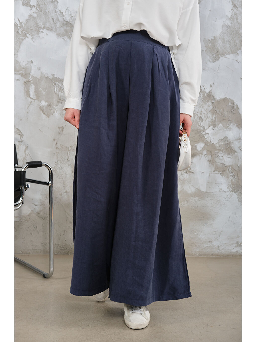 Kadın Pileli Bol Paça Pantolon Lacivert-1