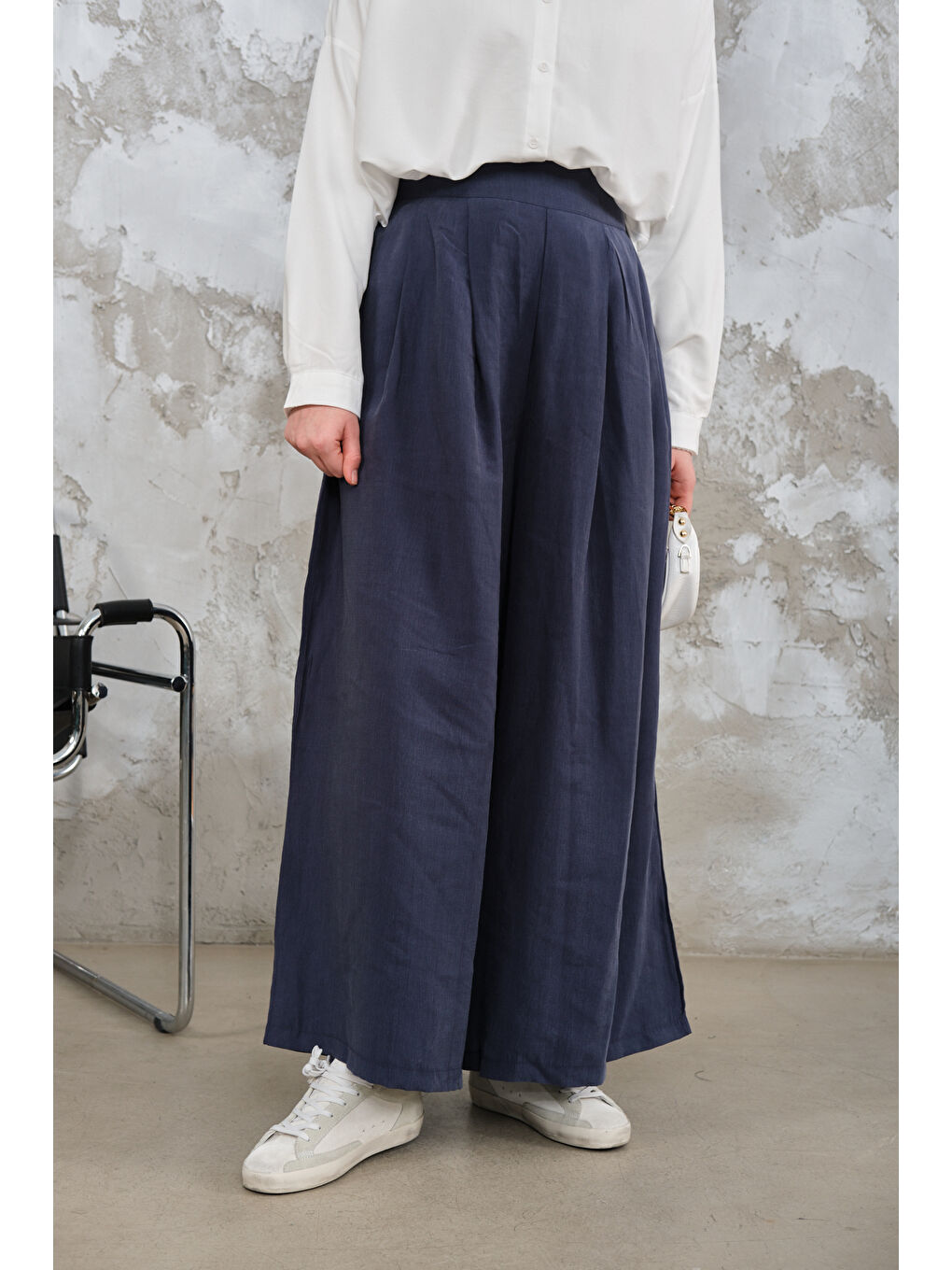 Kadın Pileli Bol Paça Pantolon Lacivert-3