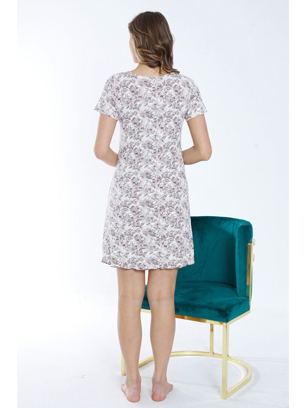 Beyaz Kadın Dantelli Desenli Kısa Kollu Esnek Viskon Gecelik-3