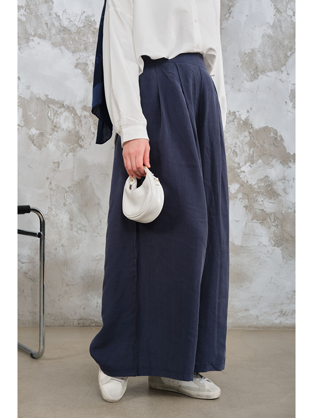 Kadın Pileli Bol Paça Pantolon Lacivert-4