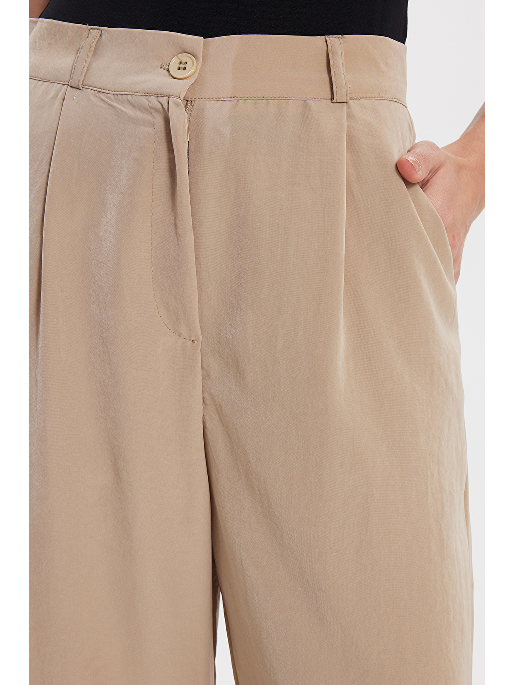 Kadın Relax Fit Rahat Kesim Düz Çift Cepli Bej Pantolon-2