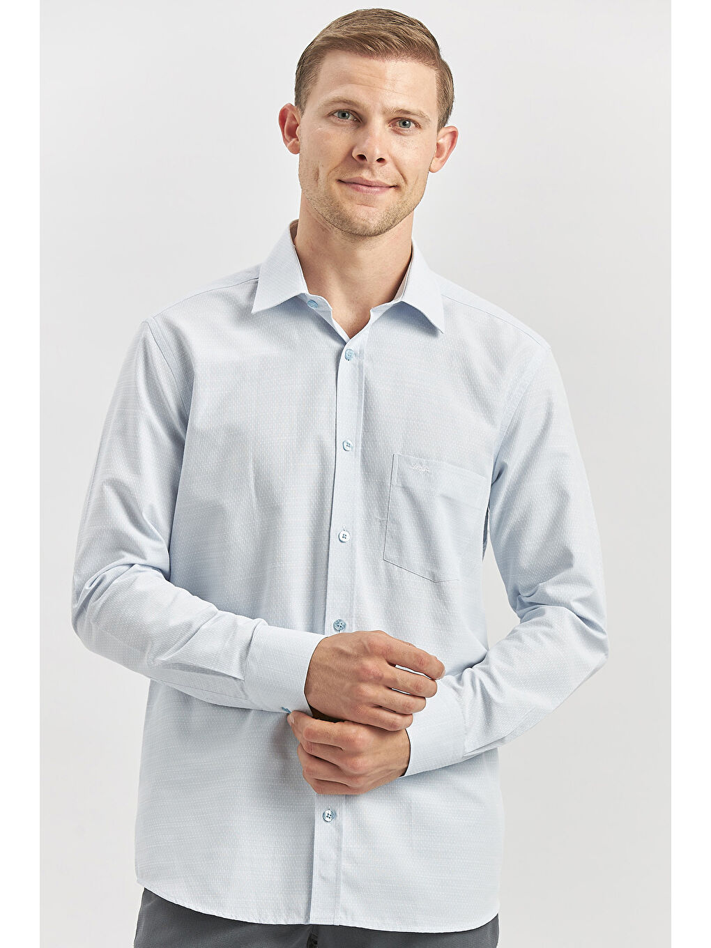 Koyu Mavi Uzun Kol Kendinden Desenli Armürlü 041 Sert Yaka Classic Comfort Fit Gömlek 1004240264-1