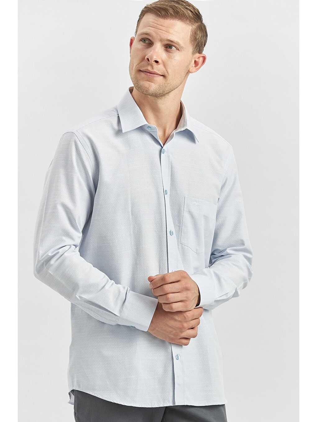 Koyu Mavi Uzun Kol Kendinden Desenli Armürlü 041 Sert Yaka Classic Comfort Fit Gömlek 1004240264-2