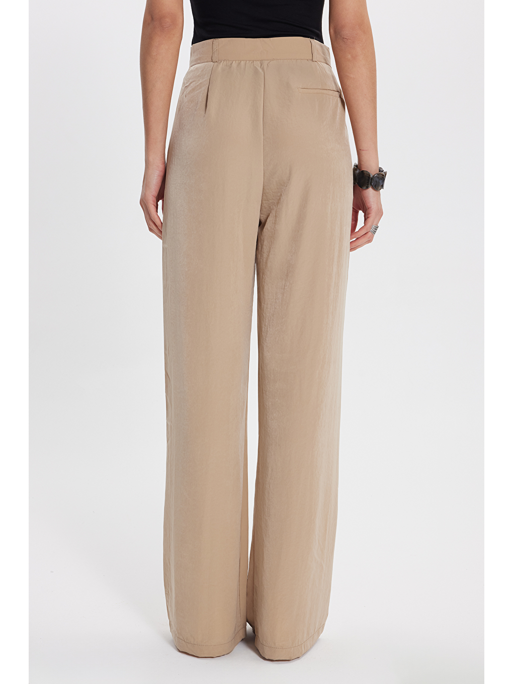 Kadın Relax Fit Rahat Kesim Düz Çift Cepli Bej Pantolon-5