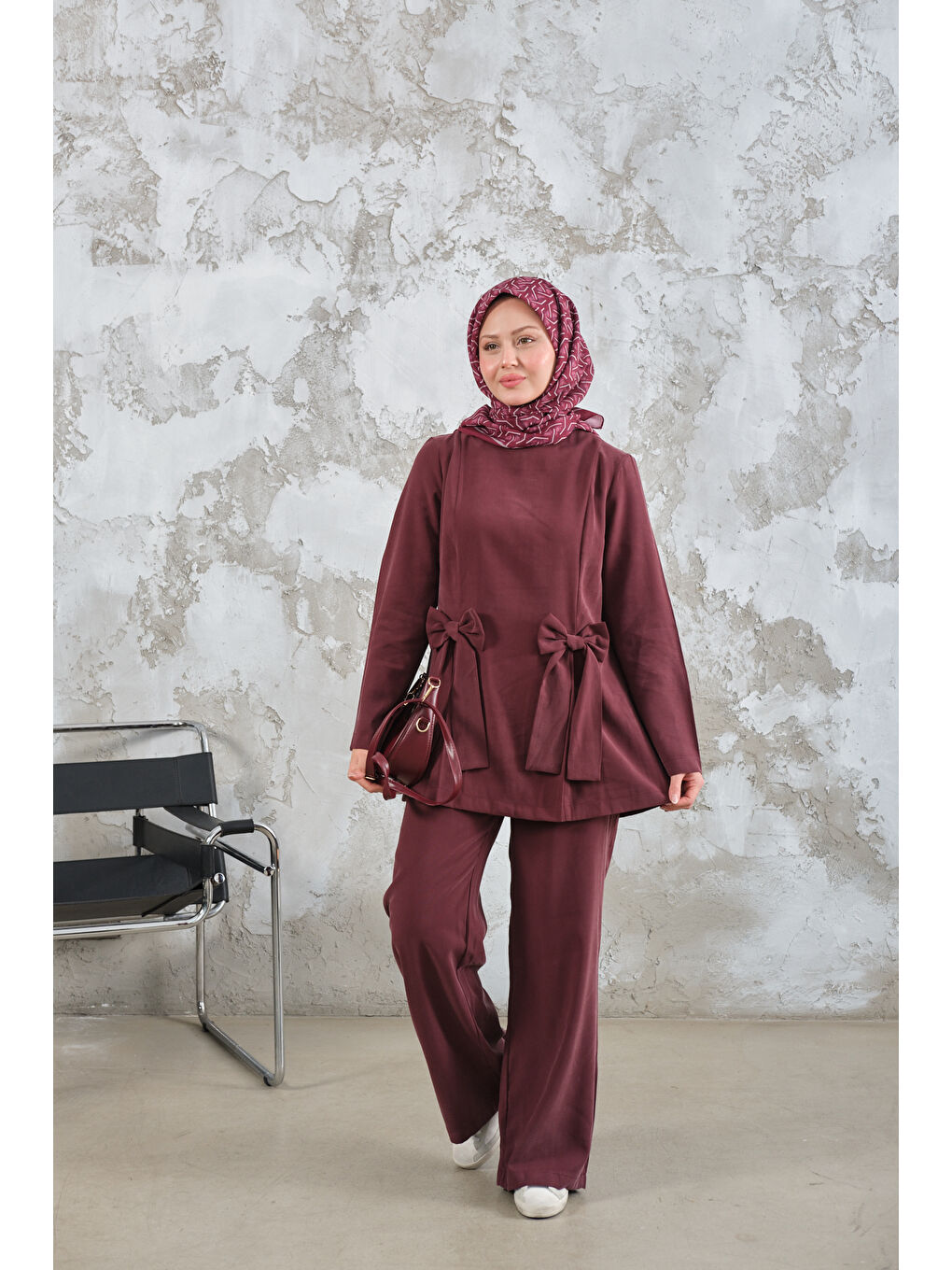 Kadın Bisiklet Yaka Kurdele Detay Modal Takım Bordo