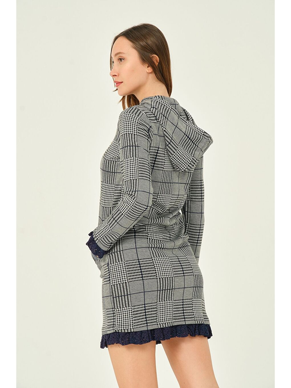 Gri Kadın Ekoseli Dantelli Fermuarlı Cepli Pamuklu Ofis Elbisesi-3